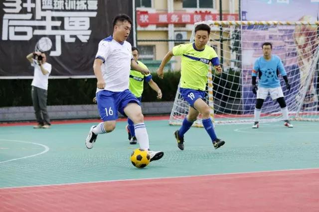 足协裁判评议：铜梁龙2-3国安3例判罚均无错判